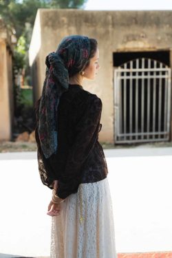 Antiqu פלור מרובע | תחרה טבעית